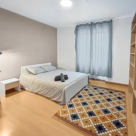 Moderne Et Spacieux Avec Tv Et Cuisine Equipee
